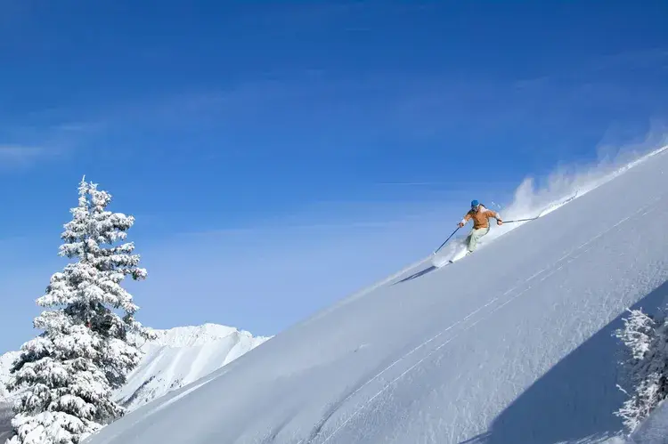 We Asked 9 Travel Experts Their Favorite Ski Destinations in the U.S.—and They All Picked the Same Place